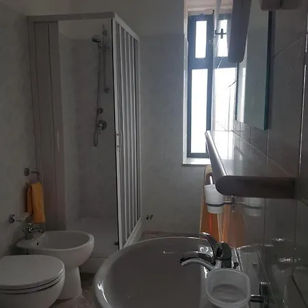 Montecarlo Casa Vacanza 度假居